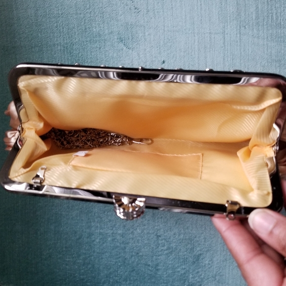 NWOT Gold Clutch with Silver Details - Picture 4 of 5